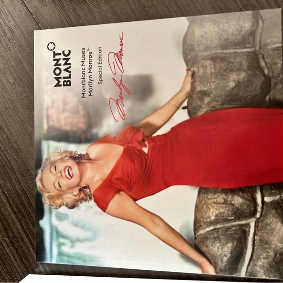 Montblanc Muses Marilyn Monroe Special Edition Pearl Rollerball - Picture 6 of 6